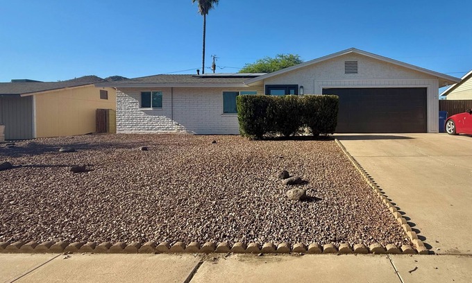 Paradise Valley Village Casa | Cutest home in North Phoenix