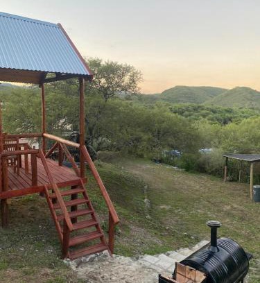 Alta Gracia Chalet De Esquí | CUYEN LA SERRANITA Dormi DLX Cabin para 2 Personas