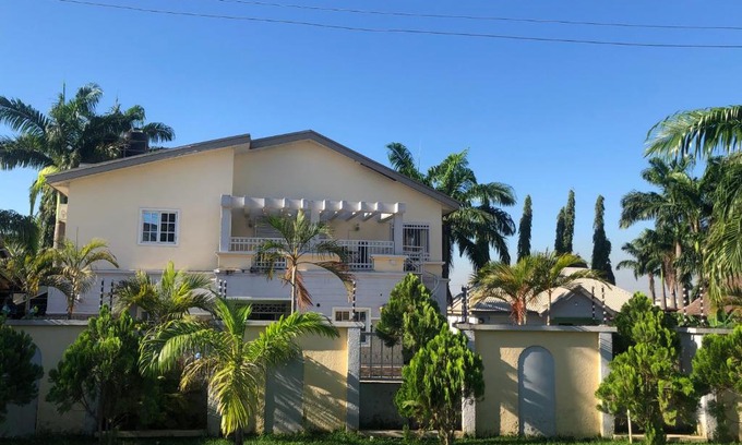 Gwarinpa Estate Cama Y Desayuno | Cuzsi Bed & Breakfast hotel