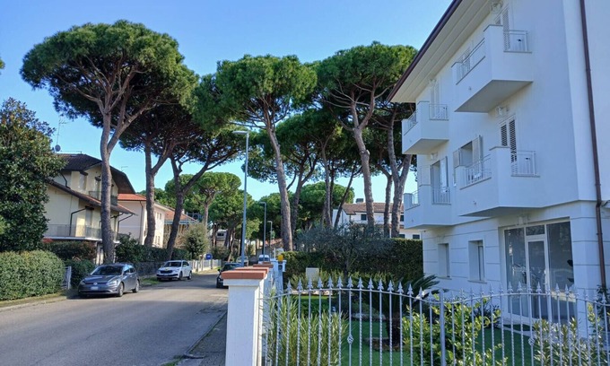 Pinarella Apartamento | CV006 - Cervia, elegant two-room apartment with air conditioning