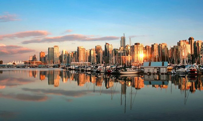 New Westminster Apartamento | Queens Park Suites en Wells Grey Manor- Suite 1
