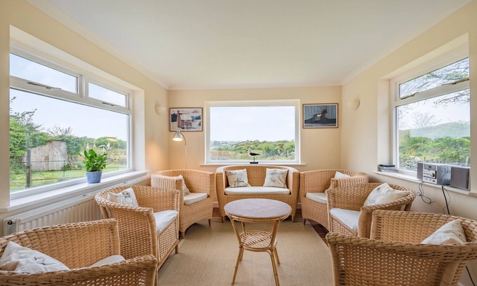 Trearddur Bay Cabaña | Cwm Farm
