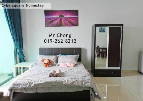 Cyberjaya Apartamento | Cybersqaure Studio Suites with Netfilx @10 min walking distance to McD