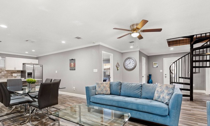 Leon Valley Casa | CYC Eclectic Back House with BBQ Gazebo