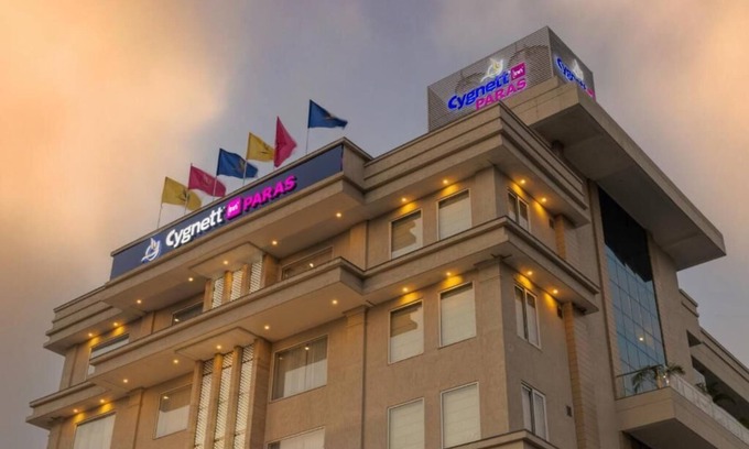 Dehradun Hotel | Cygnett Inn Paras