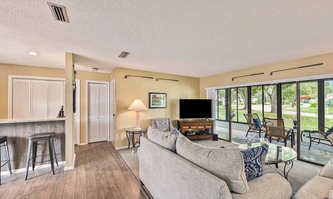 East Lake Woodlands Casa | Cypress Place | Your Serene Retreat near Tampa!