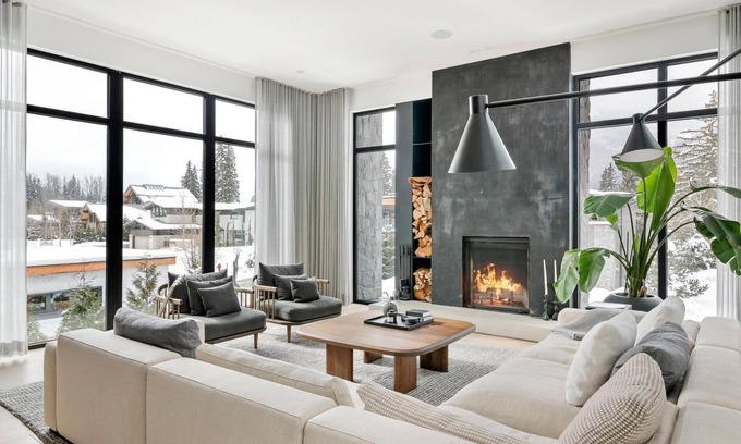 Whistler Chalet De Esquí | Cypress Serenity Luxurious Golf Course Home