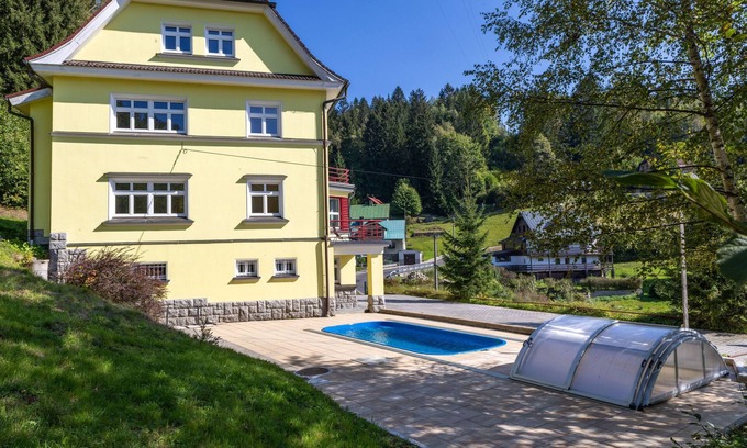 Albrechtice v Jizerskych horach Casa | Villa Weber by Interhome
