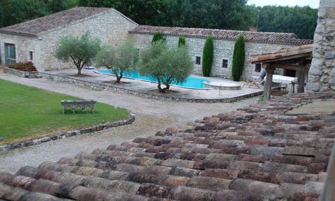 Puymirol Apartamento | Dépendance D'un Château Médiéval du Xiième Siècle, Gite Indépendant
