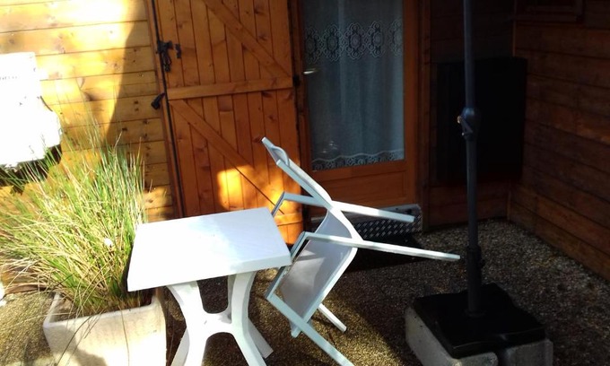 La Teste-de-Buch Apartamento | Dépendance meublée à 15min des plages océanes parking vélo