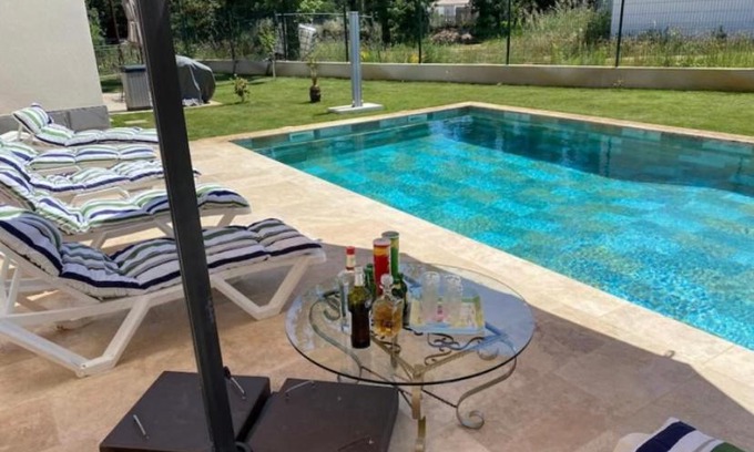 Nans-les-Pins Casa | Détente et promenade aux pieds de Sainte-Baume