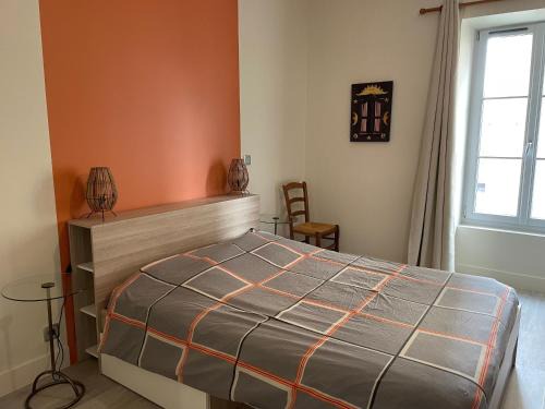 Vaas Cama Y Desayuno | Détente près du Loir : Chambre et salon privés, idéal pour randonnées et proche des 24H du Mans - FR-1-410-387