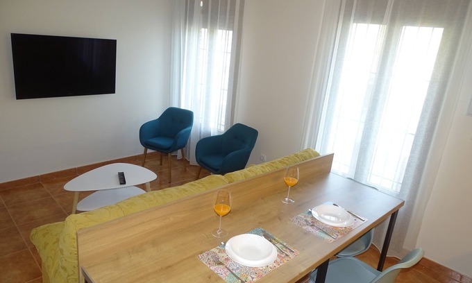 Valle de Abdalagis Apartamento | Dúplex con terraza/solárium junto al Caminito del Rey