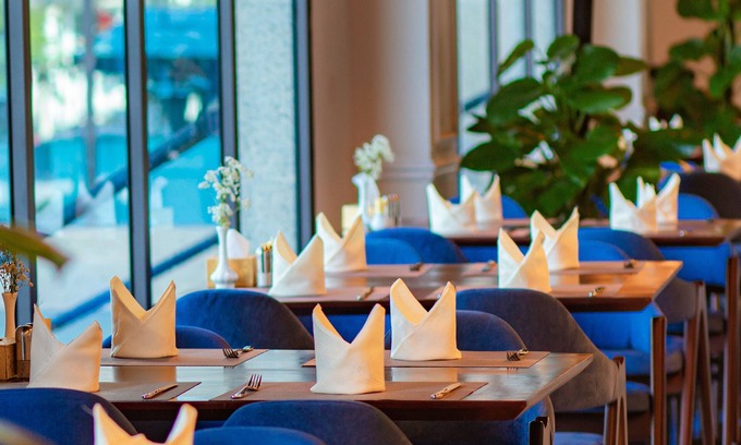 Bai Chay Hotel | D'Lioro Hotel & Resort