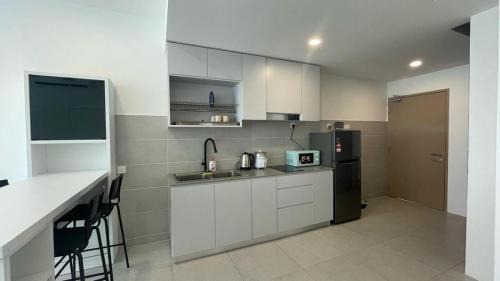 Kota Samarahan Apartamento | D'millenia Bangau Homestay