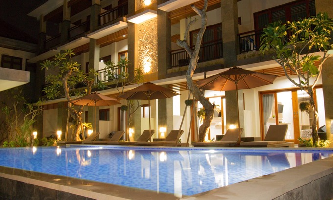 Sunset Road Hotel | D Sarian Seminyak