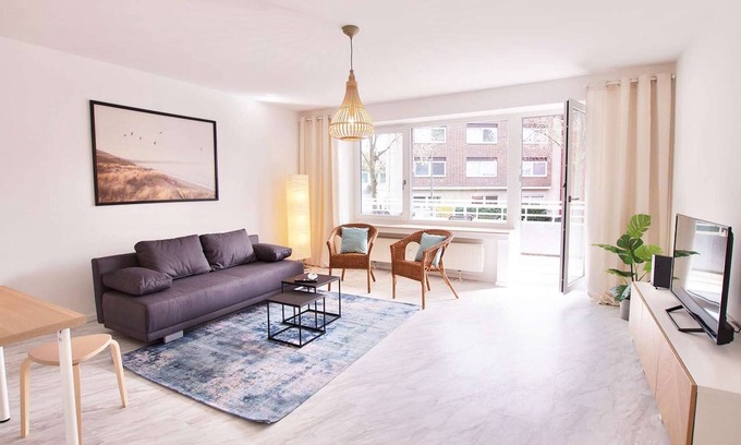 Unterbach Apartamento | D02 Helle und Freundliche Ferienwohnung für Drei in Düsseldorf mit Gratis W-lan und Waschmaschine