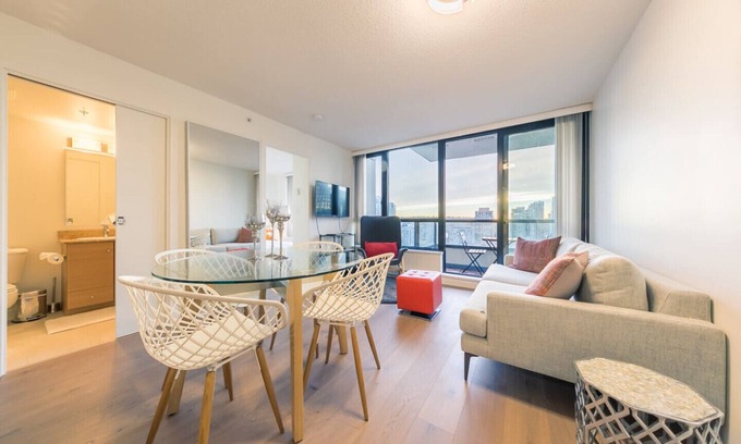 Yaletown Condominio | D11 - Un dormitorio amueblado con buen gusto en Yaletown