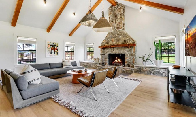 Wimberley Casa | D2 Farms Main House
