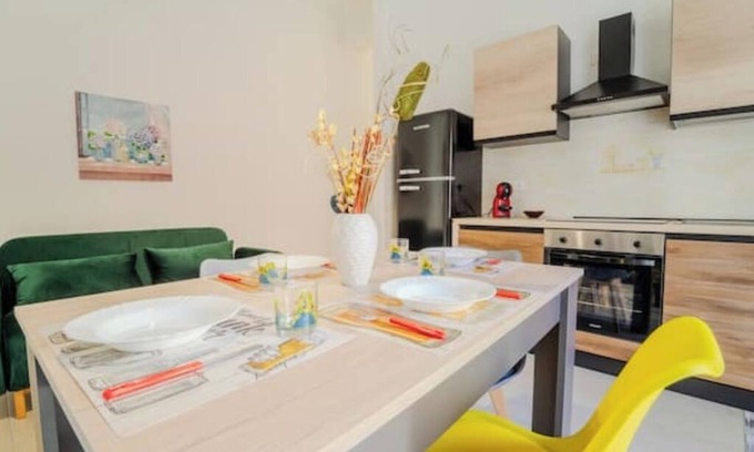 Barcellona Pozzo di Gotto Apartamento | [Da Mimmo] Central location, close to the sea, free parking