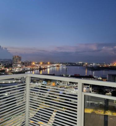 Santo Cristo Apartamento | Da ponte aérea direto para o Porto Maravilha