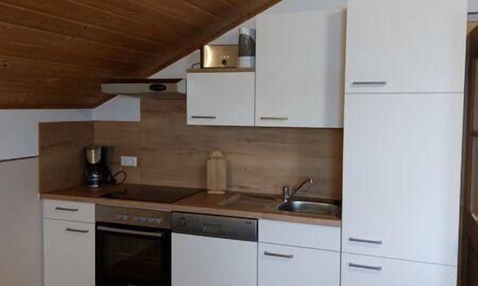 Stadlern Apartamento | Apartamento en el último piso (80 metros cuadrados) para 2-5 personas con balcón
