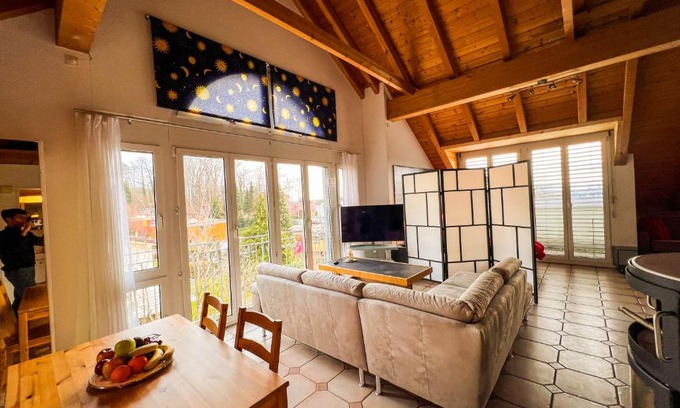 Kloten Apartamento | Dachwohnung in Flughafennähe