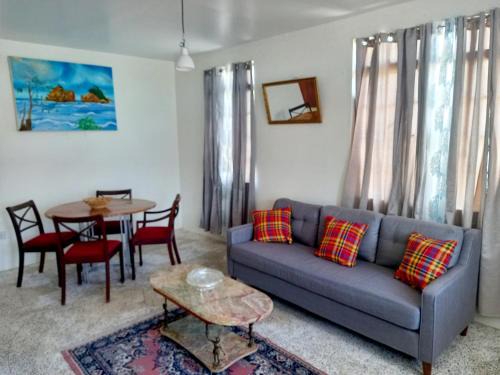 Calibishie Casa | Dado's Place - 2 bedroom house with AC and verandah