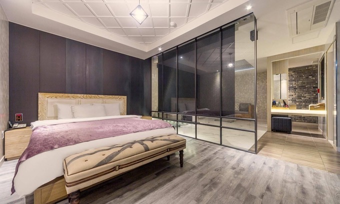 Sincheondong Hotel | Daegu Sincheon Play & Stay Hotel