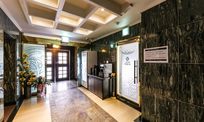 Daedeok-gu Hotel | Daejeon Jungri Castle