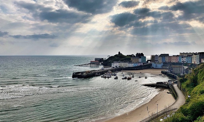 Tenby Cabaña | Daffodil Apartment