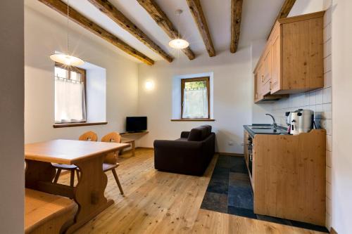 Sutrio Apartamento | Dafne Apartments