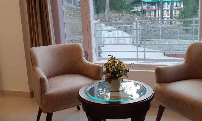 Dharampur Hotel | Dagshai Mist