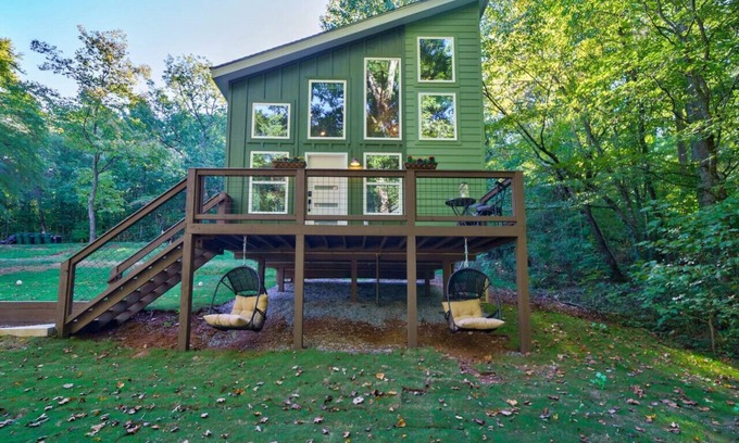 Dahlonega Casa | Dahlonega Tree Tops Tiny Home @HuddleTiny Homes