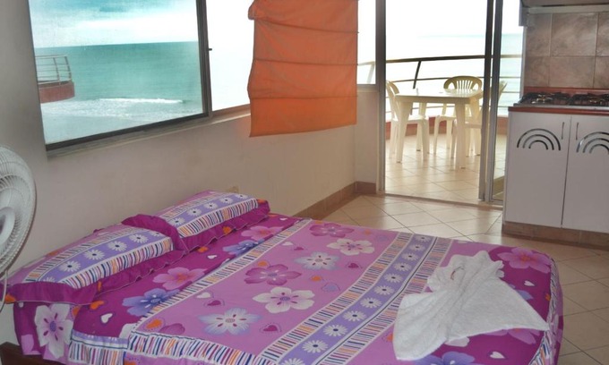 Atacames Apartamento | Daisy Arco Iris Apartamentos para 4 personas