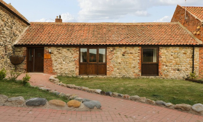 Tunstall Cabaña | DAISY NOOK, pet friendly, character holiday cottage in Withernsea