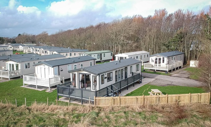 Flookburgh Cabina | Daisys Haven - a holiday Caravan that sleeps 4 guests in 2 bedrooms