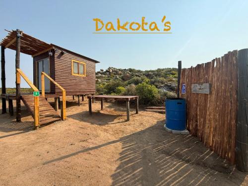 Nama Khoi Otro | Dakotas cabin