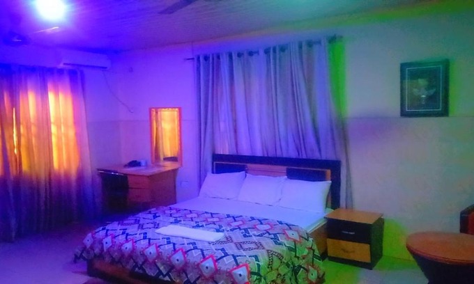 Ajerogun Hotel | DALCO PLAZA HOTEL & LOUNGE