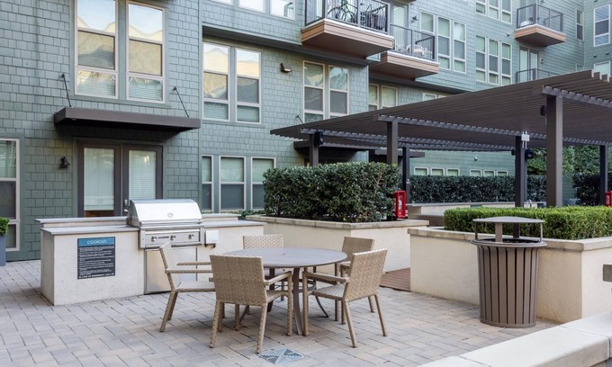 Northeast Dallas Apartamento | Dallas Dreamy 1BD 1BA Apartment