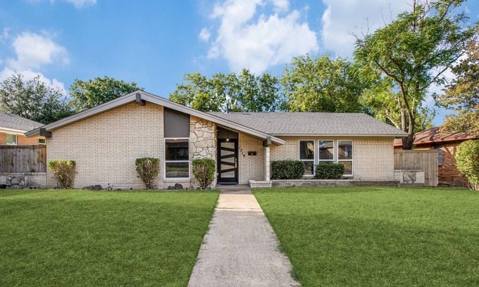 Oak Cliff Casa | Dallas Nursing/Executive Relocation Temp Housing