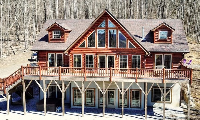 Creston Cabina | Daltons Creek Cabin-Open for Bookings! AC, FP, Hot Tub