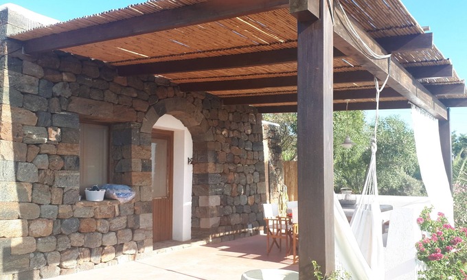 Pantelleria Villa | dammuso Giara