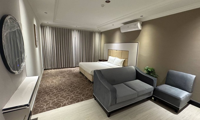 Al Ulaya Hotel | Danar Hotel Apartments 2