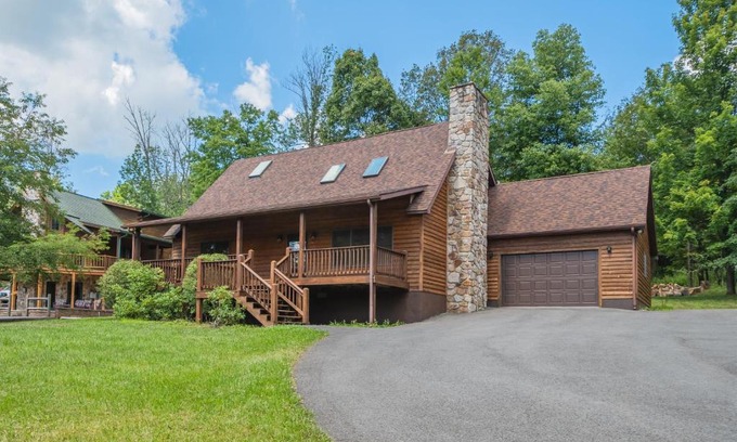 McHenry Casa | Dancing Bear Lodge