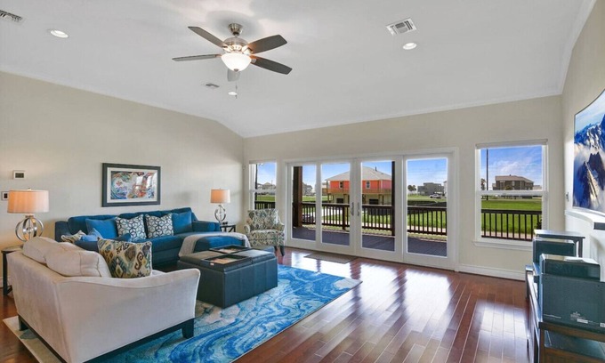 Indian Beach Casa | Dancing with Waves | 3 bedrooms 2 baths | by Rose