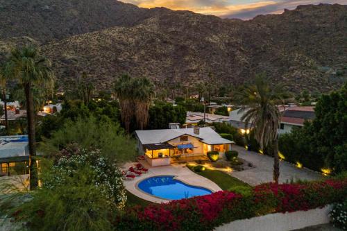 Historic Tennis Club Casa | Dandelion by AvantStay Pool 0.2mi to Downtown