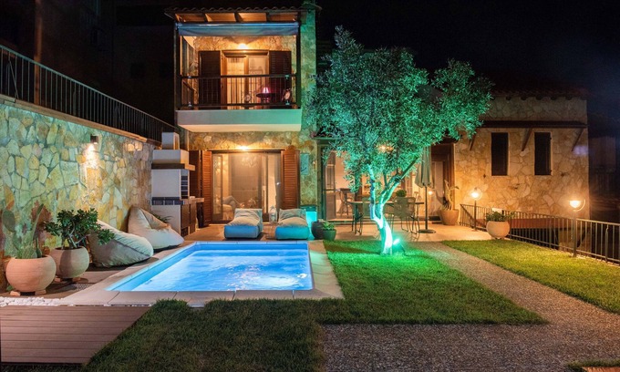 Stratoniki Casa | Dandy Villas Nea Roda Melodic Waves