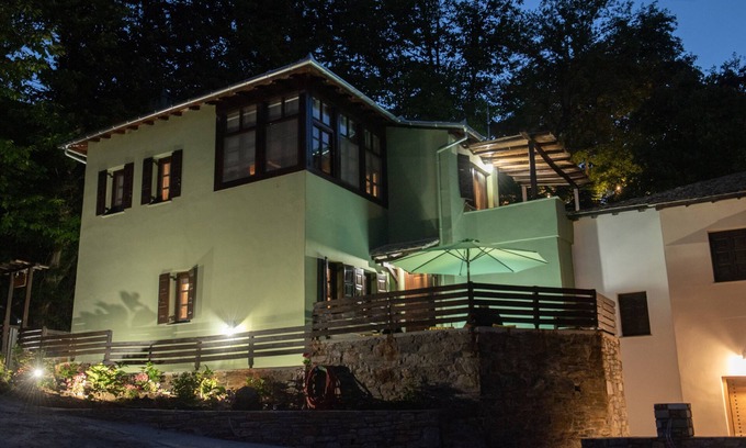 Tsagarada Villa | Dandy Villas Green Apple