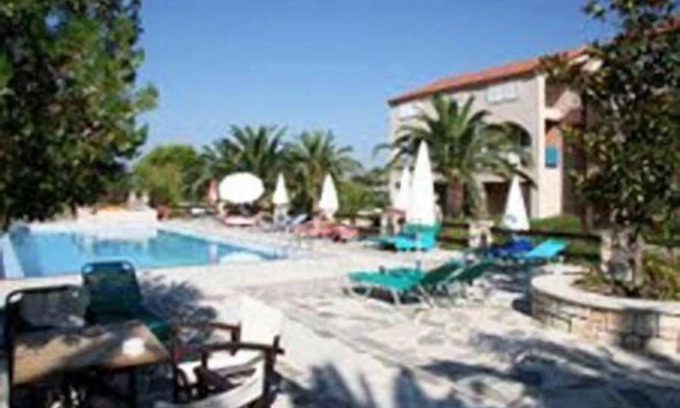 Kalamaki Hotel | Daniel Hotel